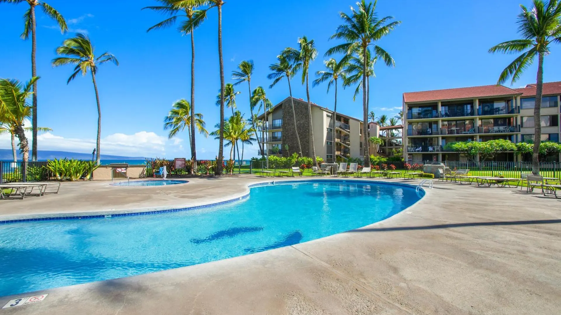 Papakea Resort K301 - 1Br Ocean View Condo With Free Parking! Kahana Apartment