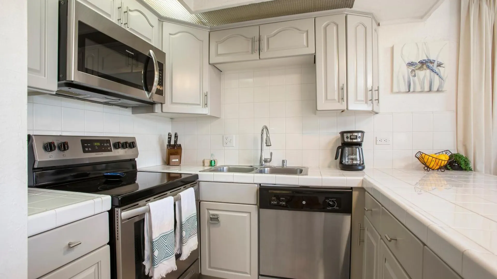 Papakea Resort K301 - 1Br Ocean View Condo With Free Parking! Kahana